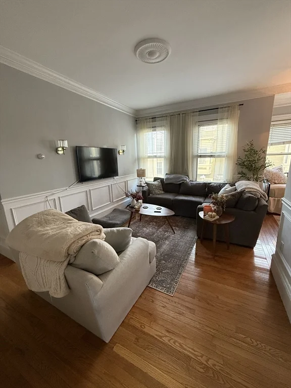 2 bed, 1 bath apartment for rent at 16 Summer St Unit 2, Charlestown — photo 3 of 26