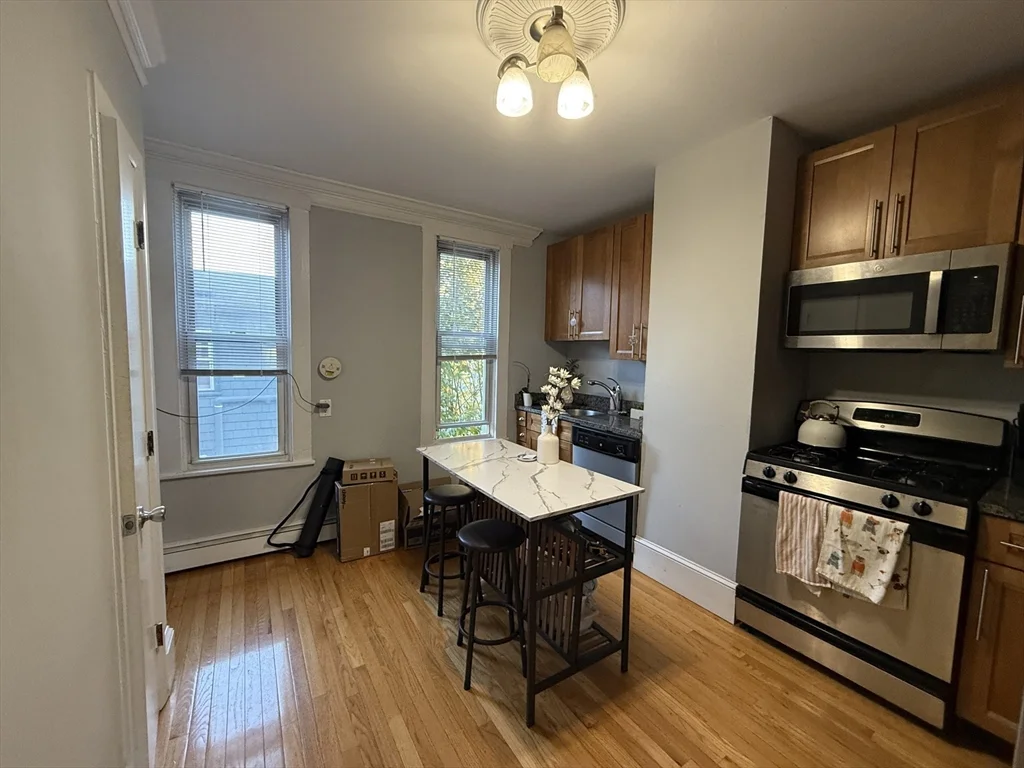2 bed, 1 bath apartment for rent at 16 Summer St Unit 2, Charlestown — photo 9 of 26