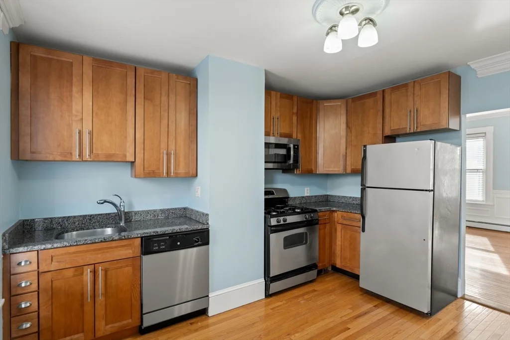 2 bed, 1 bath apartment for rent at 16 Summer St Unit 2, Charlestown — photo 10 of 26