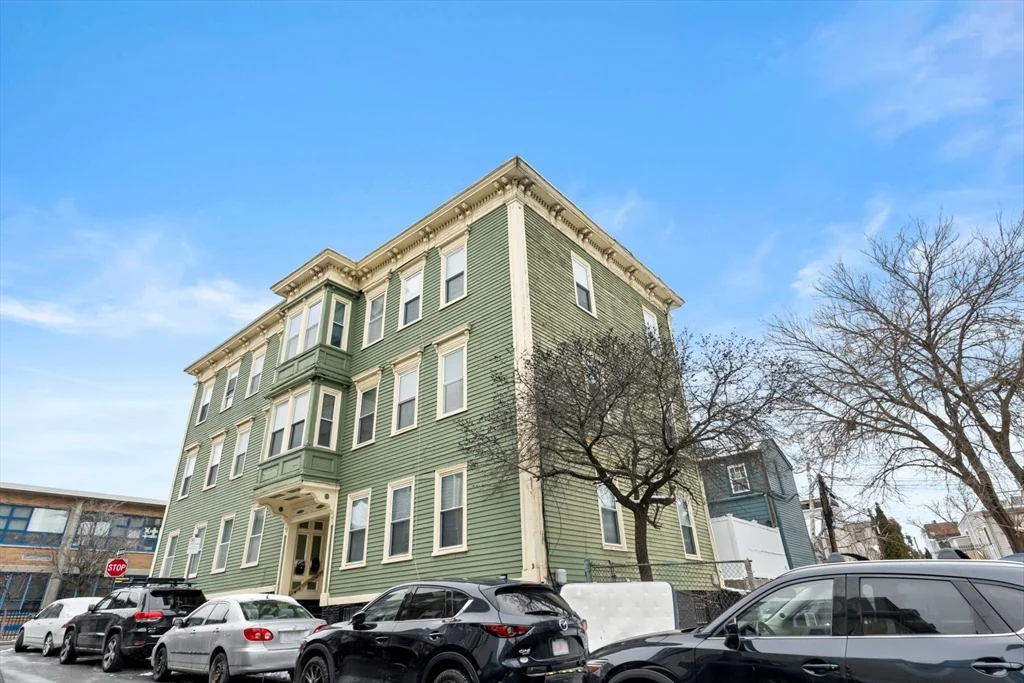 2 bed, 1 bath apartment for rent at 16 Summer St Unit 2, Charlestown — photo 25 of 26