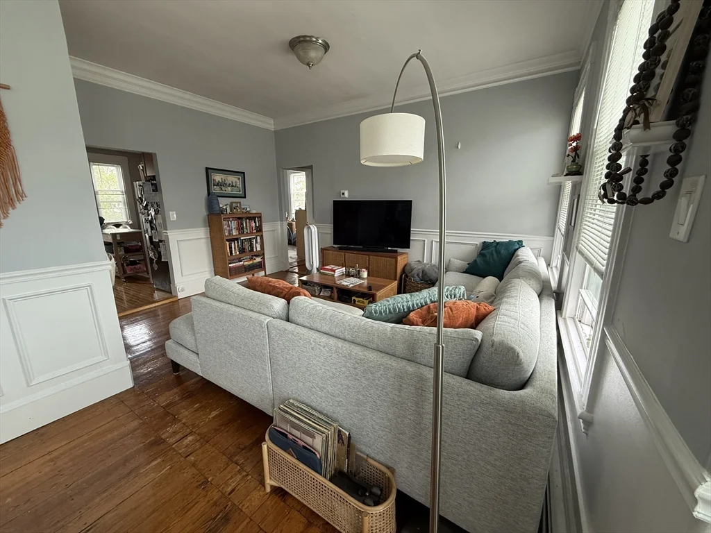2 bed, 1 bath apartment for rent at 16 Summer St Unit 3, Charlestown — photo 7 of 23
