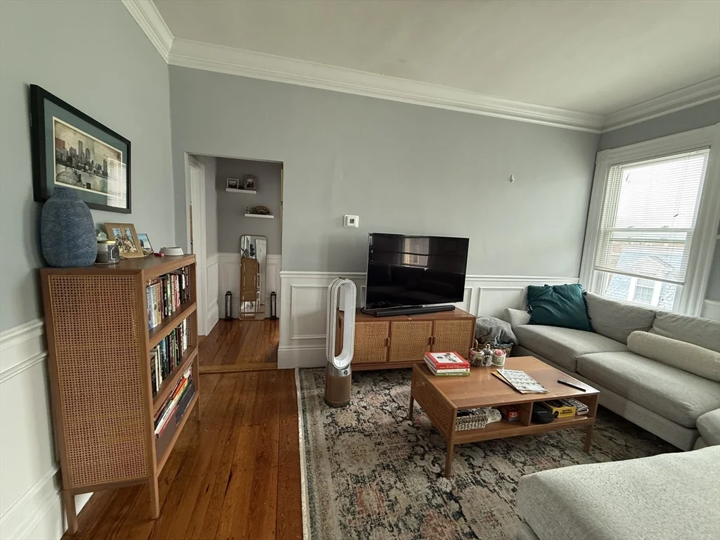 2 bed, 1 bath apartment for rent at 16 Summer St Unit 3, Charlestown — photo 4 of 23
