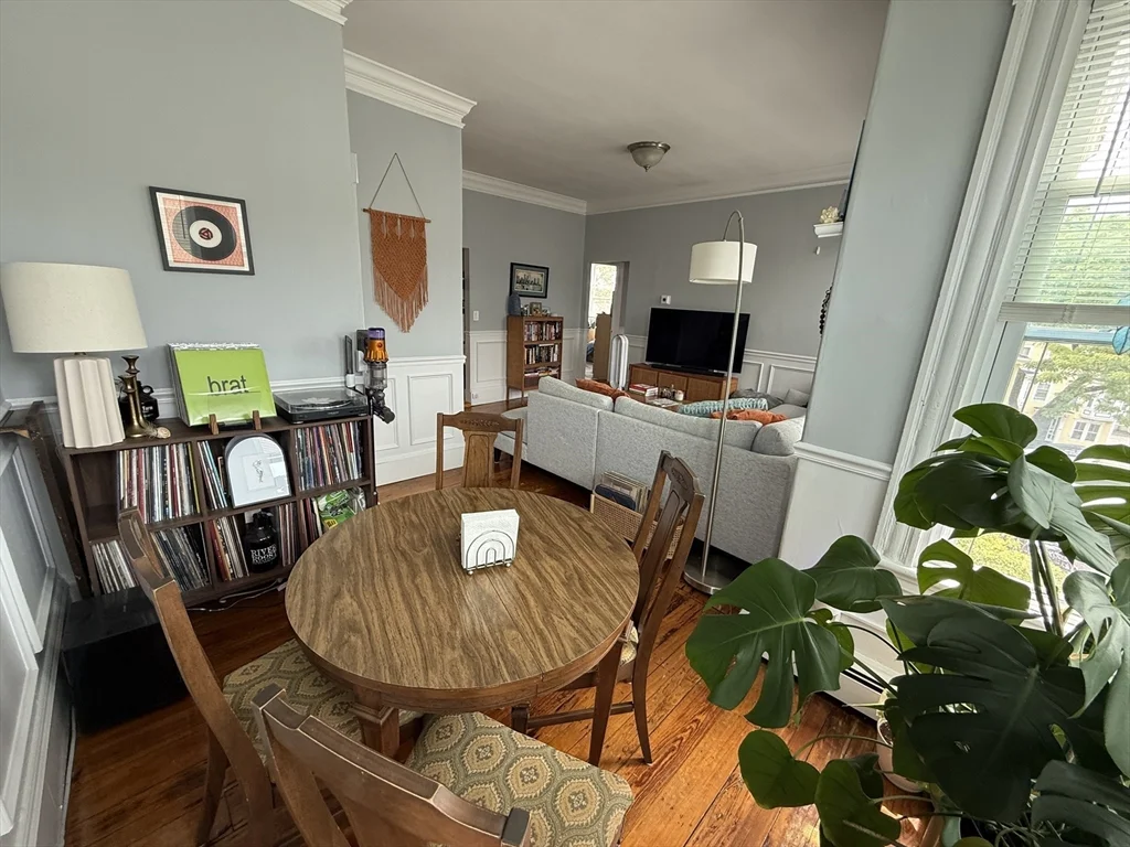 2 bed, 1 bath apartment for rent at 16 Summer St Unit 3, Charlestown — photo 3 of 23