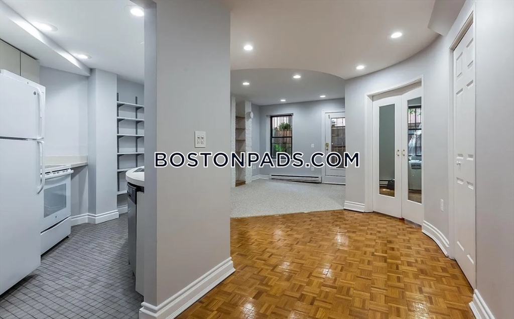 2 bed, 1 bath apartment for rent at 16 Symphony Rd Unit 1, Fenway — photo 1 of 13