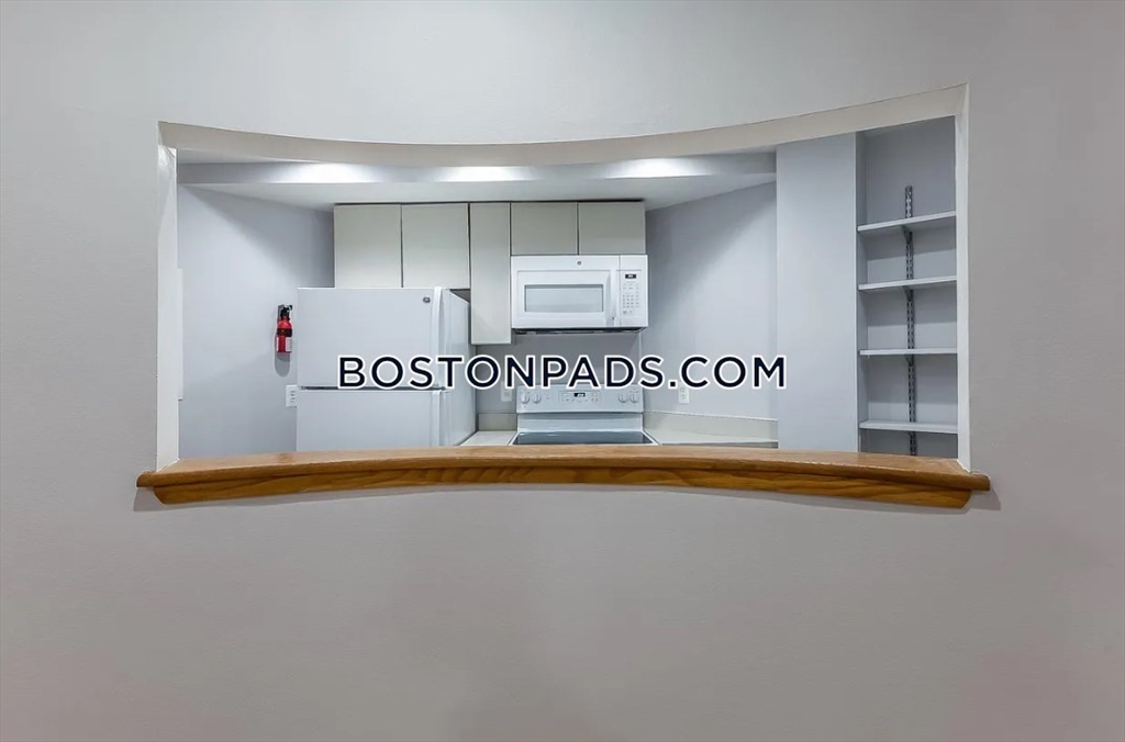 2 bed, 1 bath apartment for rent at 16 Symphony Rd Unit 1, Fenway — photo 7 of 13