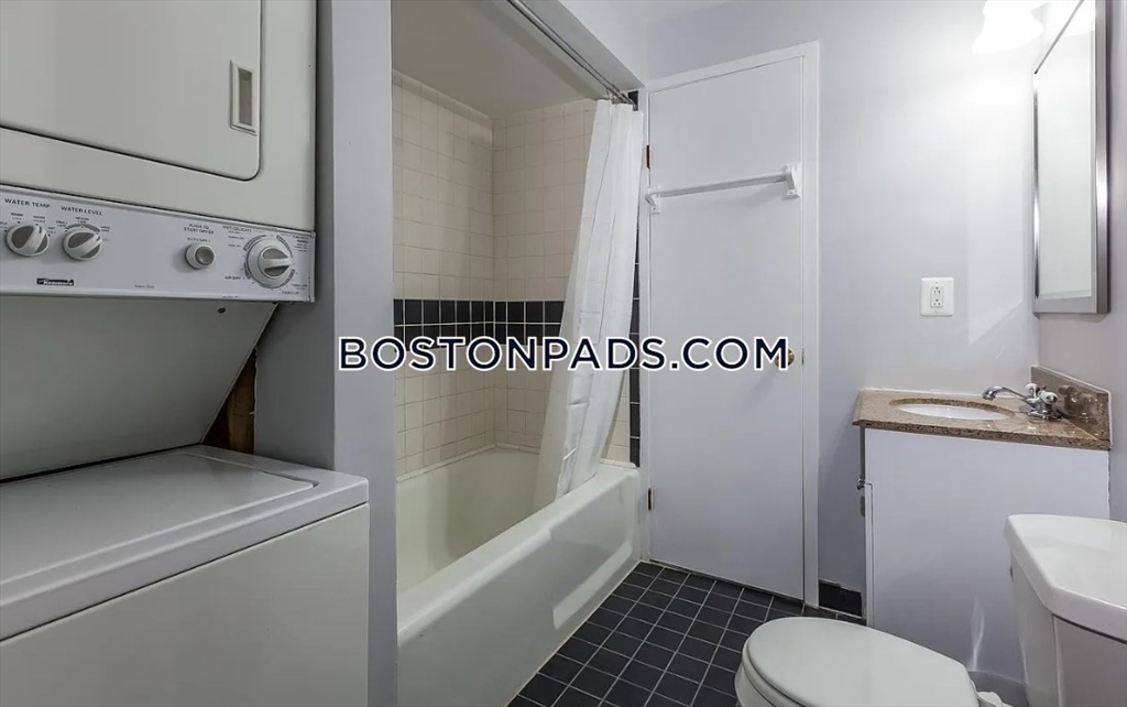 2 bed, 1 bath apartment for rent at 16 Symphony Rd Unit 1, Fenway — photo 9 of 13