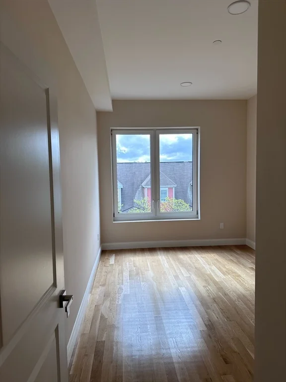1 bed, 1 bath apartment for rent at 16 Taber St Unit 304, Boston — photo 6 of 11