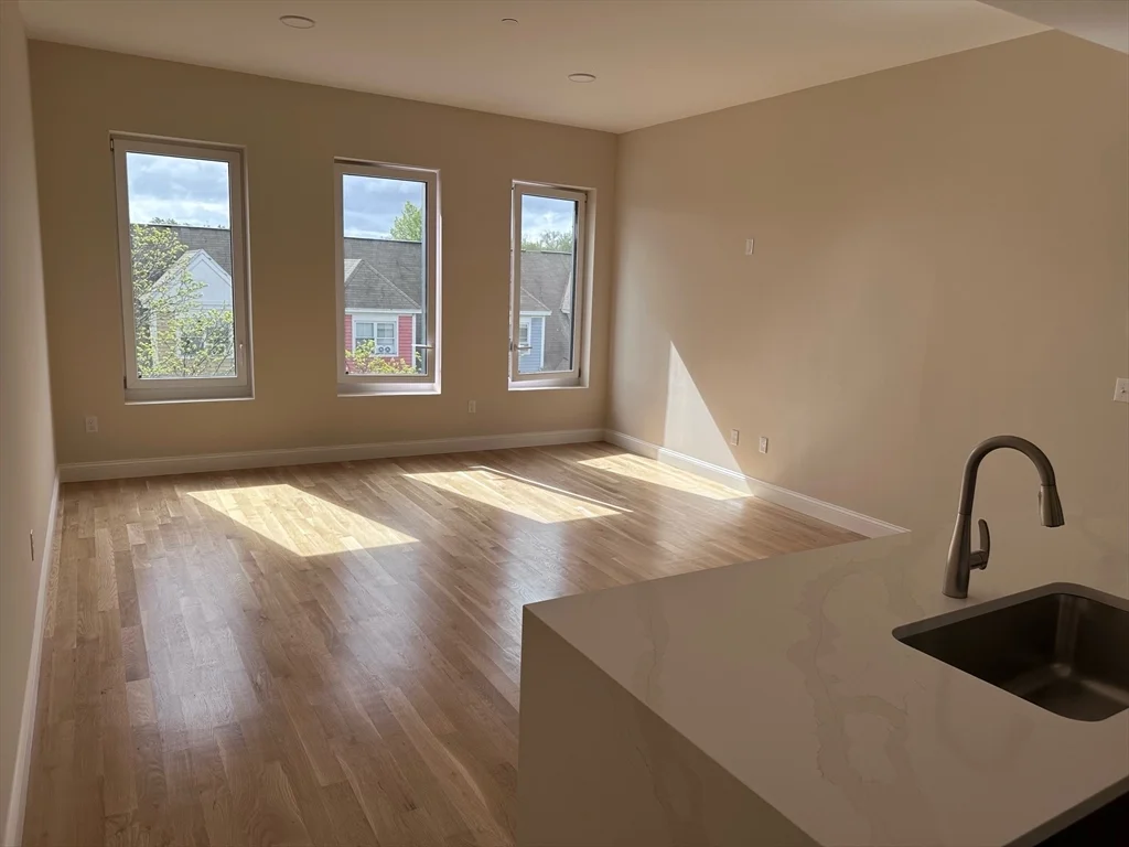 1 bed, 1 bath apartment for rent at 16 Taber St Unit 304, Boston — photo 1 of 11