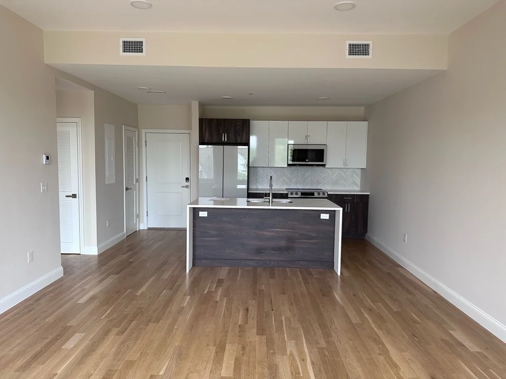 1 bed, 1 bath apartment for rent at 16 Taber St Unit 304, Boston — photo 3 of 11