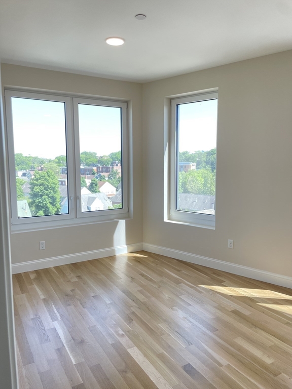 1 bed, 1 bath apartment for rent at 16 Taber St Unit 602, Boston — photo 5 of 13