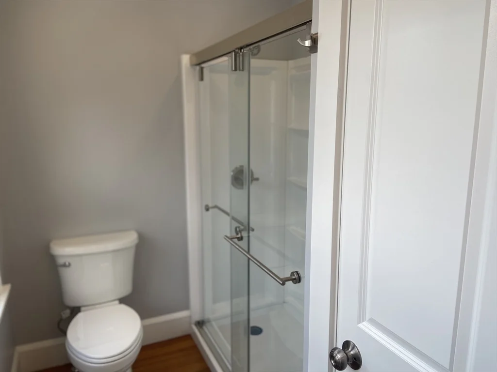 4 bed, 2 bath apartment for rent at 16 Taft St Unit 2, Uxbridge — photo 15 of 18
