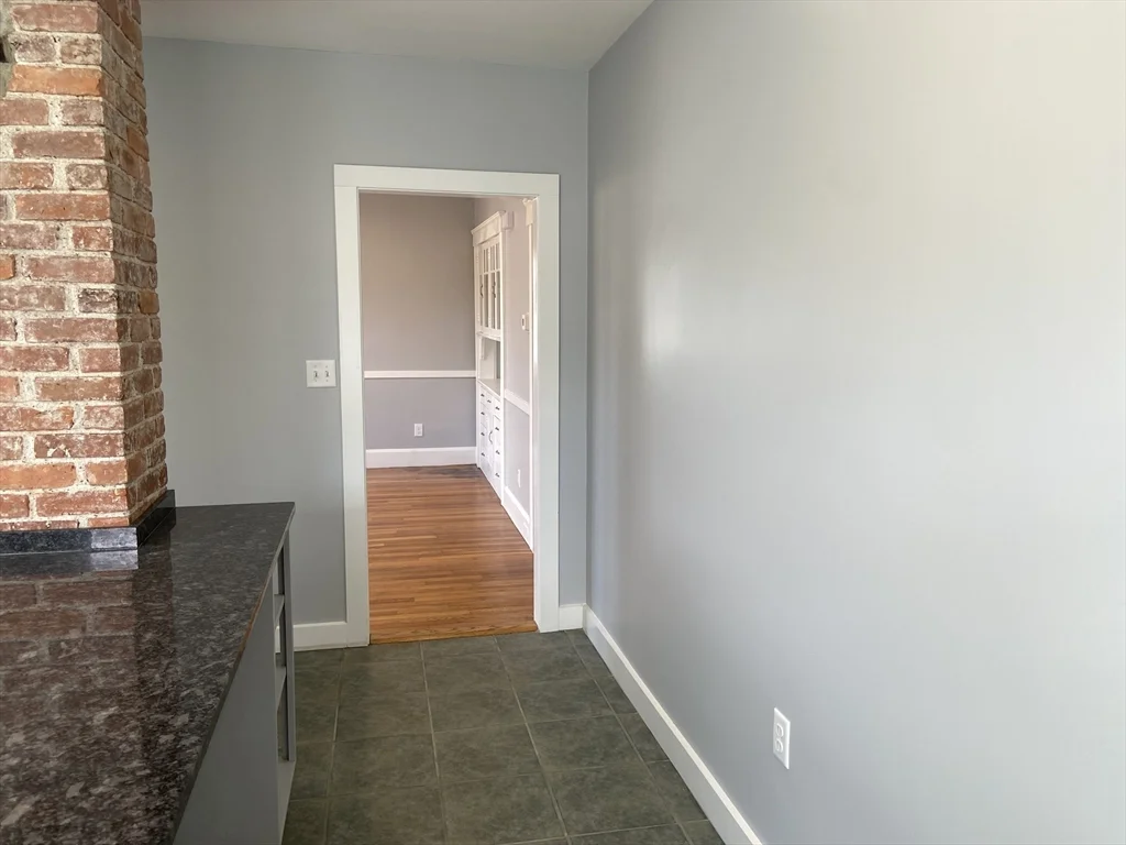 4 bed, 2 bath apartment for rent at 16 Taft St Unit 2, Uxbridge — photo 6 of 18