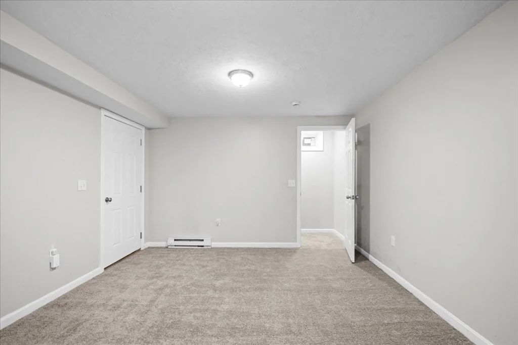 3 bed, 2 bath apartment for rent at 16 Third St Unit 0, Worcester — photo 24 of 33