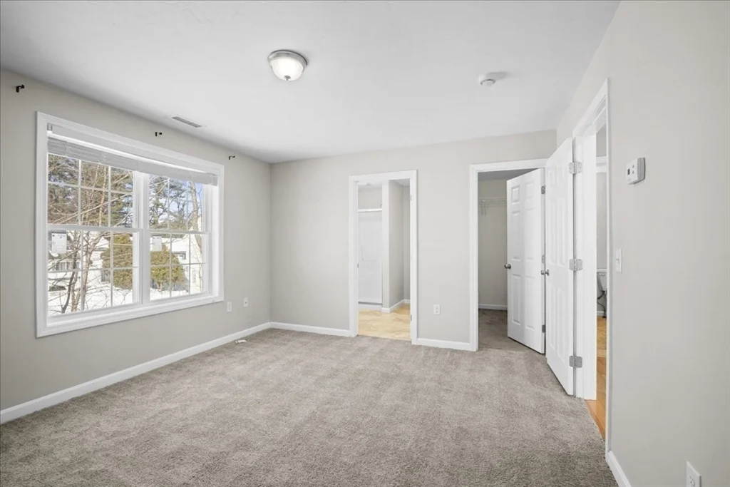 3 bed, 2 bath apartment for rent at 16 Third St Unit 0, Worcester — photo 3 of 33