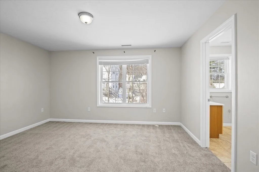 3 bed, 2 bath apartment for rent at 16 Third St Unit 0, Worcester — photo 9 of 33