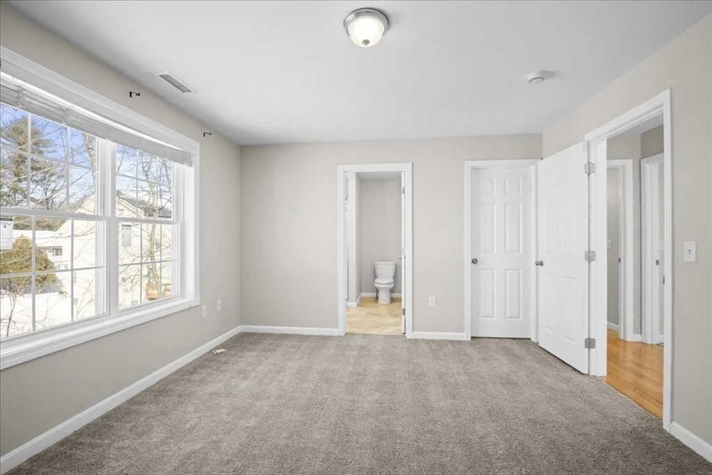 3 bed, 2 bath apartment for rent at 16 Third St Unit 0, Worcester — photo 4 of 33
