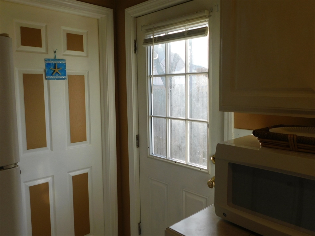 1 bed, 1 bath apartment for rent at 16 Thirteenth St, Wareham — photo 18 of 35