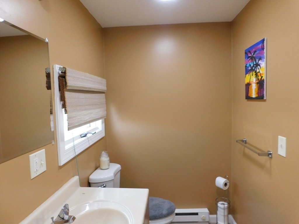 1 bed, 1 bath apartment for rent at 16 Thirteenth St, Wareham — photo 15 of 35