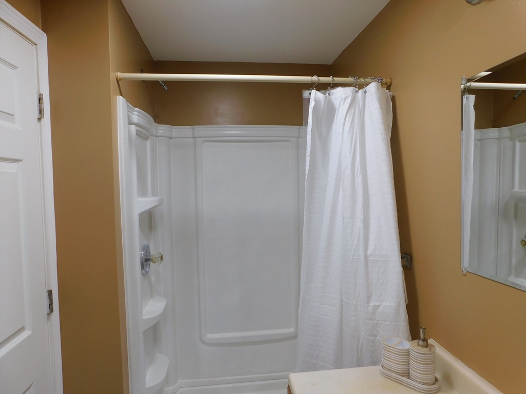 1 bed, 1 bath apartment for rent at 16 Thirteenth St, Wareham — photo 31 of 35