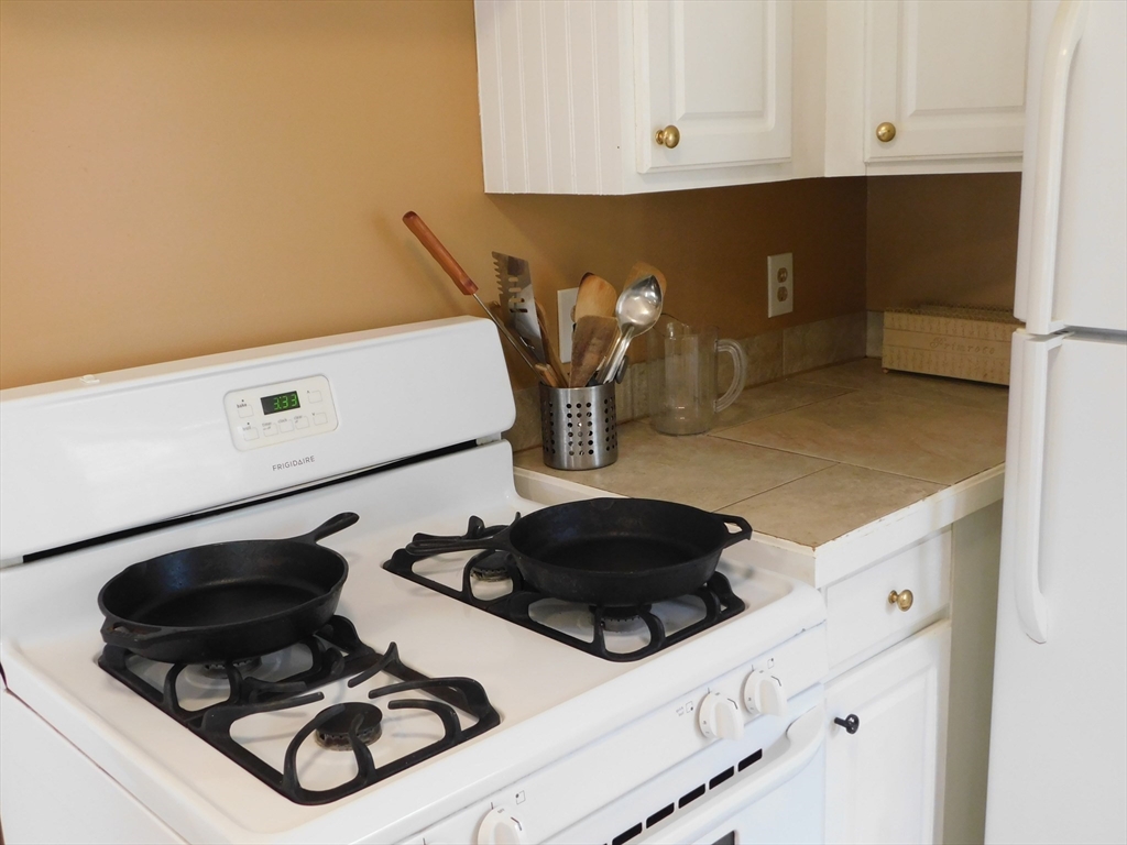 1 bed, 1 bath apartment for rent at 16 Thirteenth St, Wareham — photo 14 of 35