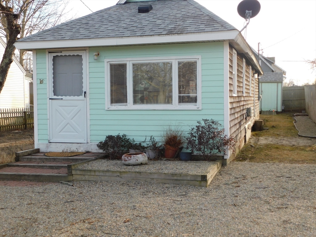 1 bed, 1 bath apartment for rent at 16 Thirteenth St, Wareham — photo 9 of 35