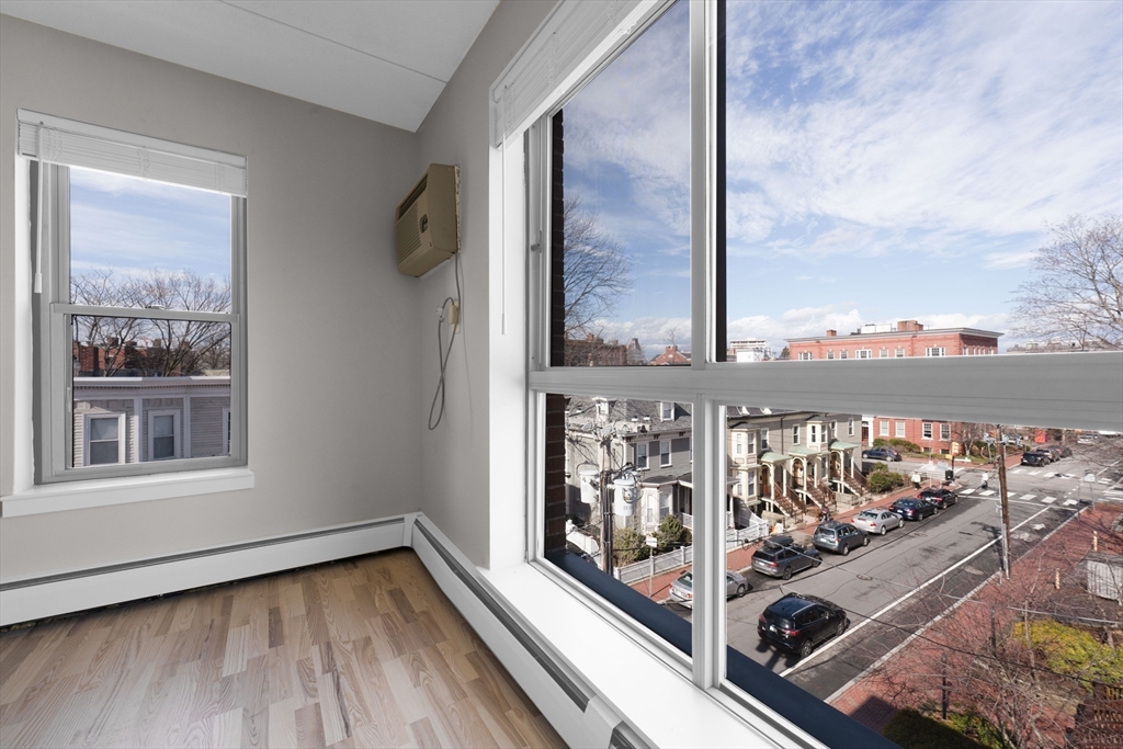 2 bed, 2 bath apartment for rent at 16 Trowbridge St Unit 34, Mid-Cambridge