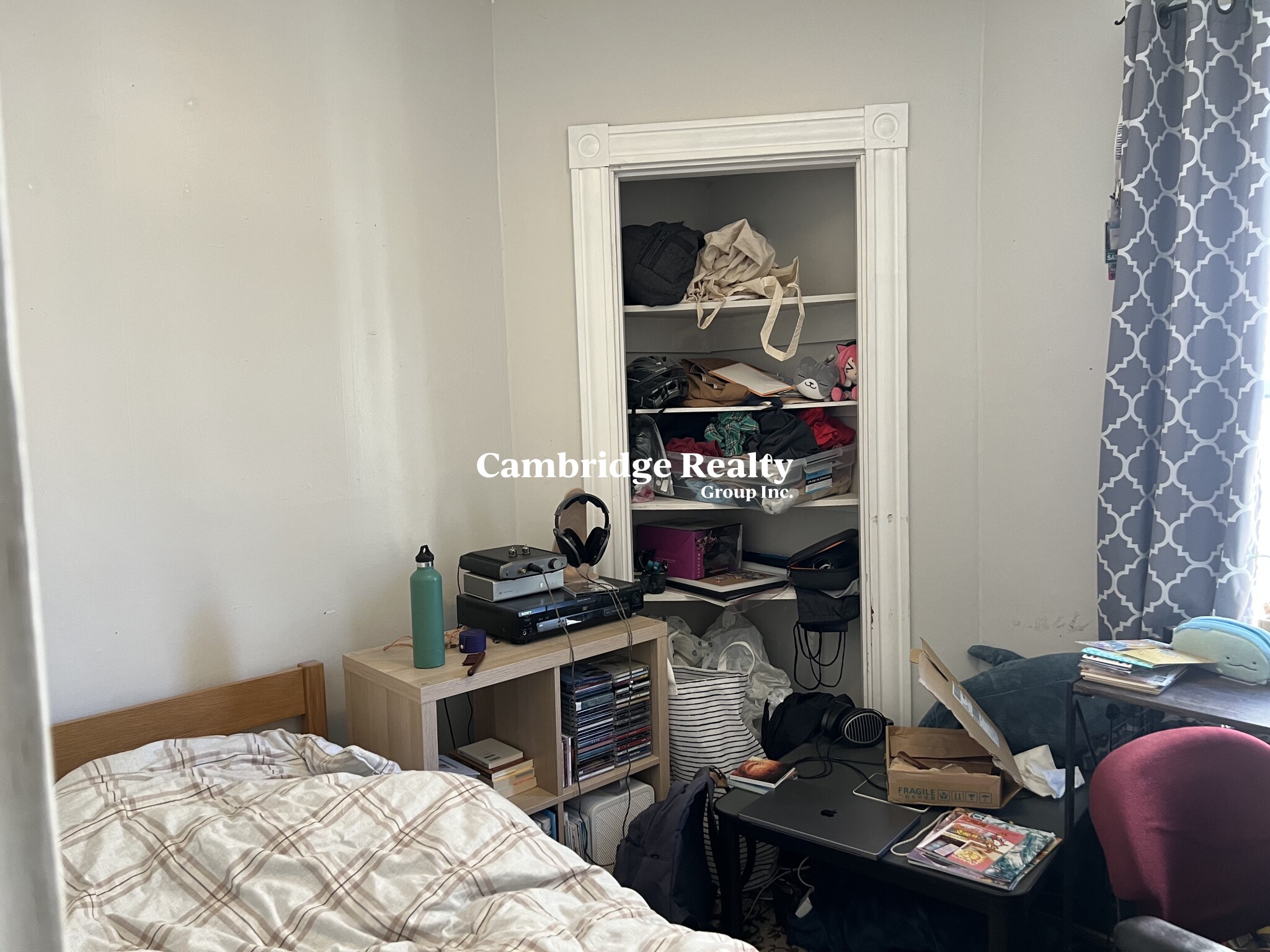 3 bed, 1 bath apartment for rent at 16 Valentine St Unit 2, Cambridgeport — photo 11 of 11