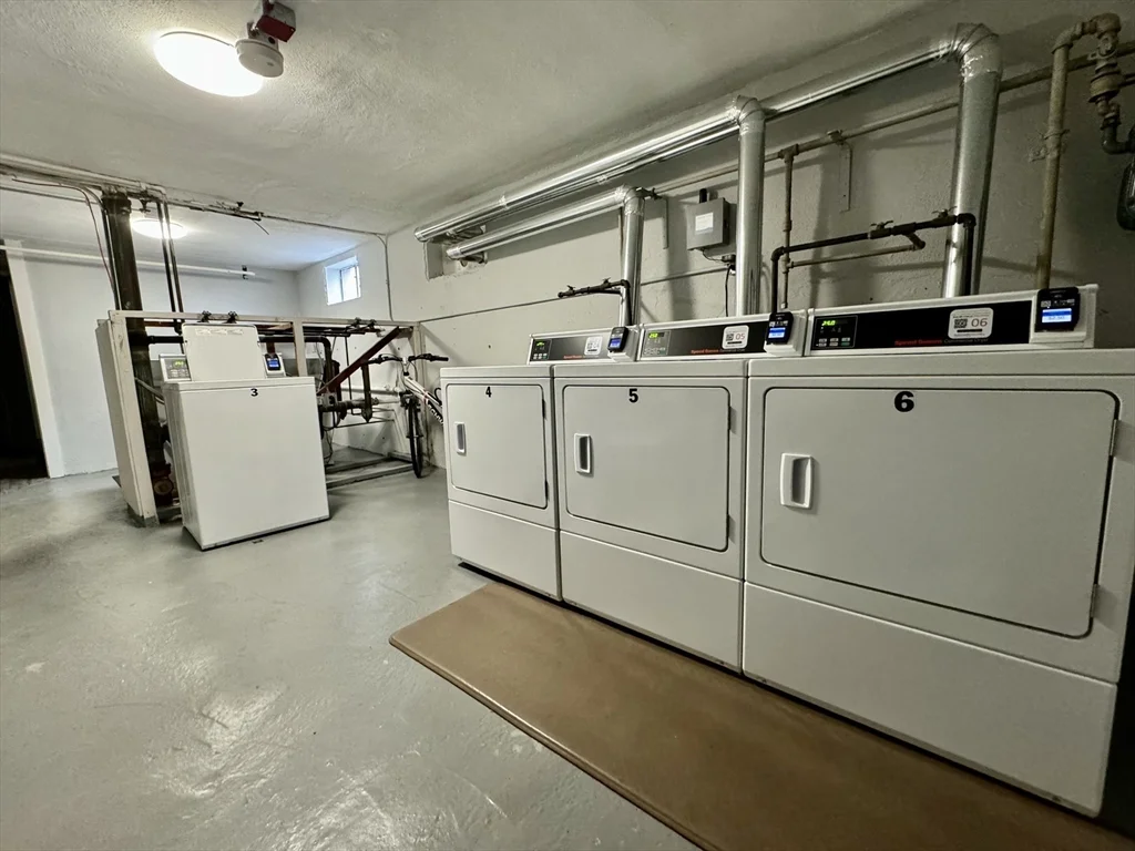 1 bed, 1 bath apartment for rent at 16 Vinal St Unit 3, Brighton — photo 14 of 18