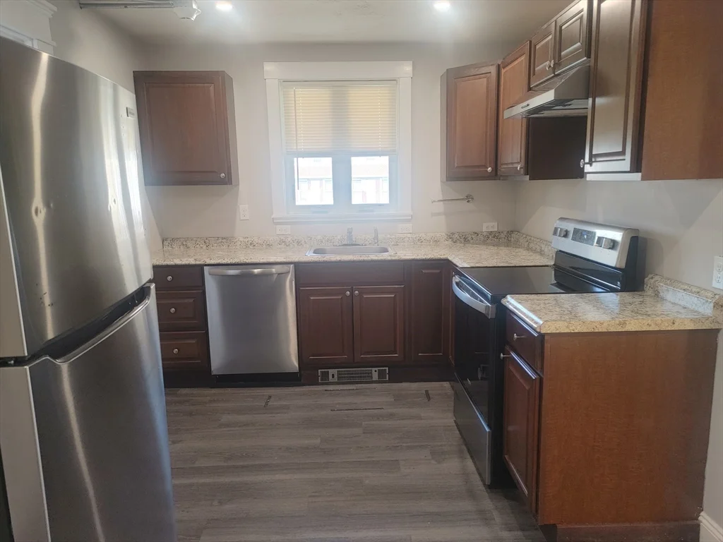 2 bed, 1 bath apartment for rent at 16 Wall St Unit 2, Foxboro — photo 8 of 25