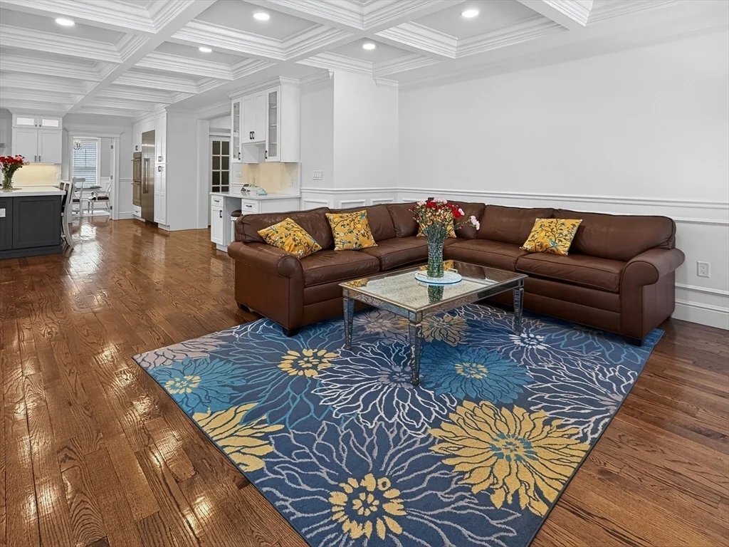 4 bed, 4+ bath apartment for rent at 16 Walsh Rd, Bedford — photo 15 of 42