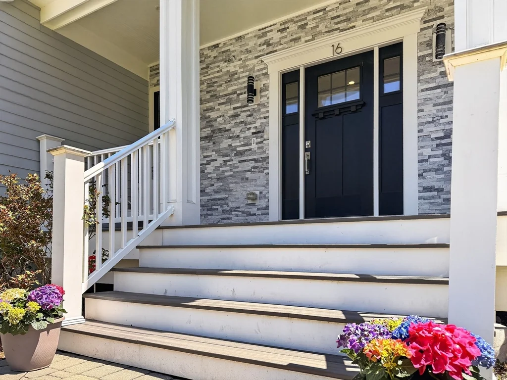 4 bed, 4+ bath apartment for rent at 16 Walsh Rd, Bedford — photo 6 of 42