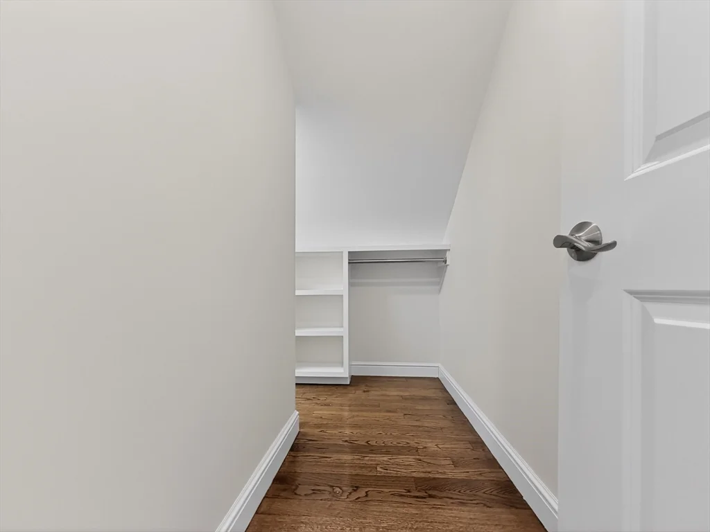 4 bed, 4+ bath apartment for rent at 16 Walsh Rd, Bedford — photo 36 of 42