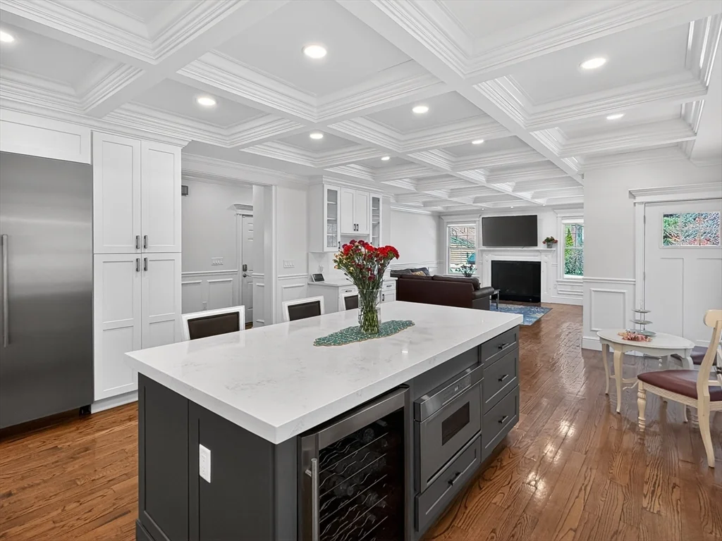 4 bed, 4+ bath apartment for rent at 16 Walsh Rd, Bedford — photo 12 of 42