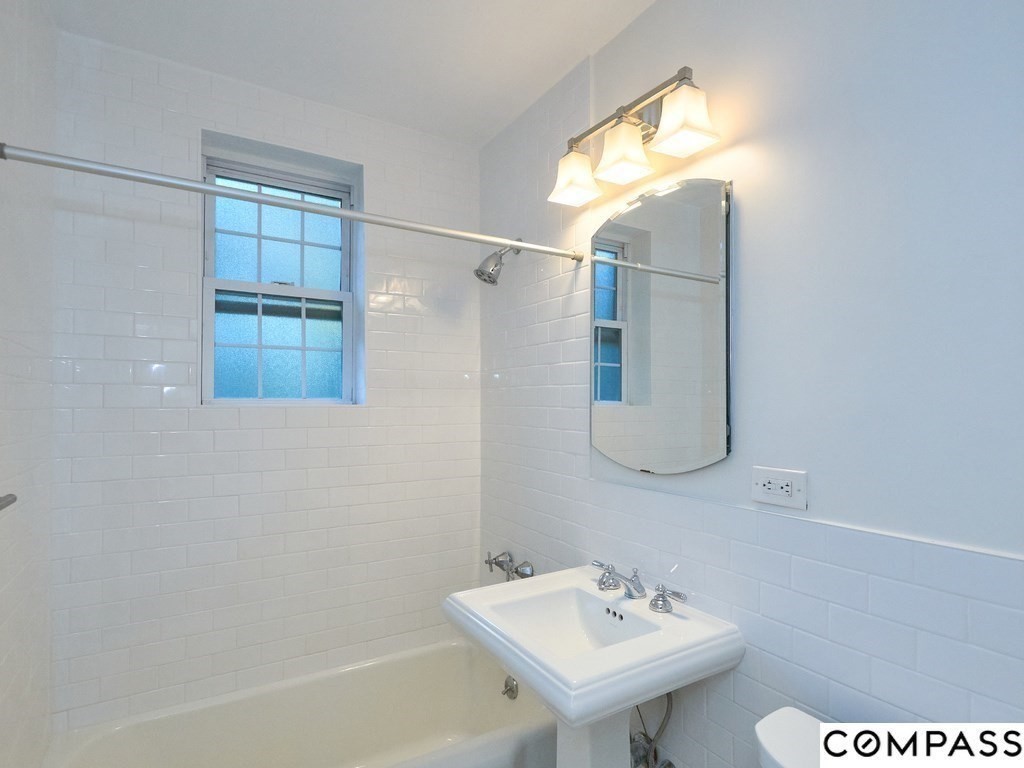 1 bed, 1 bath apartment for rent at 16 Ware St Unit 2, Harvard Square — photo 9 of 15