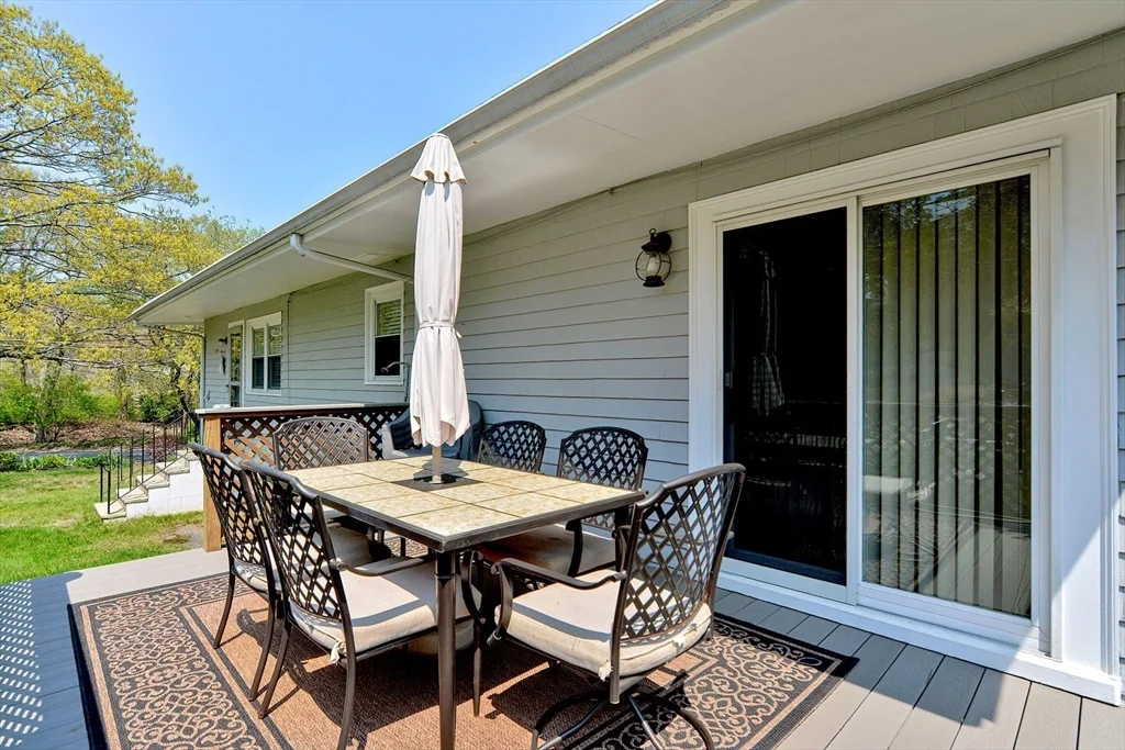 3 bed, 1 bath apartment for rent at 16 Warwick Rd Unit WINTER, East Gloucester — photo 6 of 25