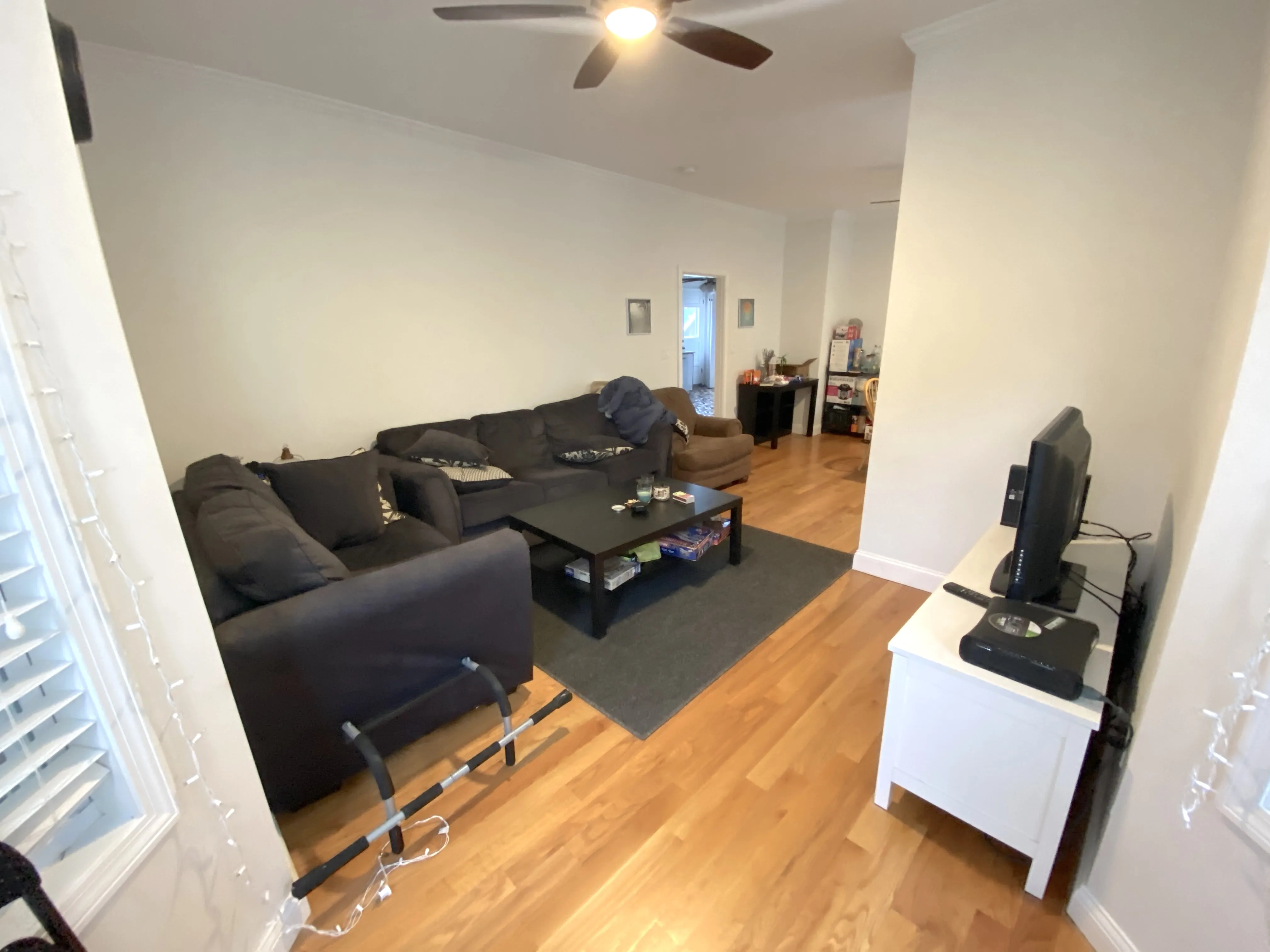 4 bed, 1 bath apartment for rent at 16 Watson St Unit 2, West Somerville — photo 5 of 36