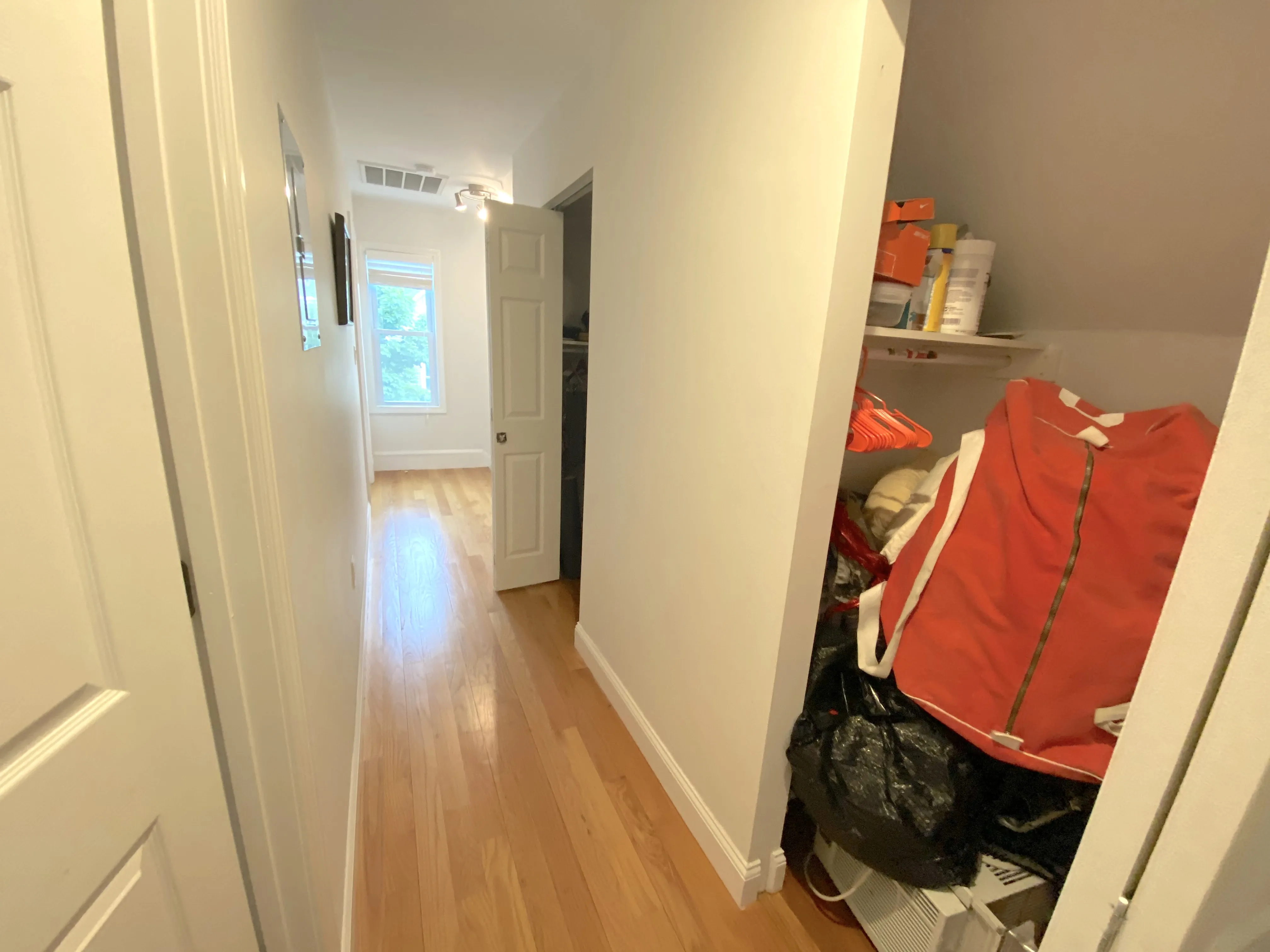 4 bed, 1 bath apartment for rent at 16 Watson St Unit 2, West Somerville — photo 28 of 36
