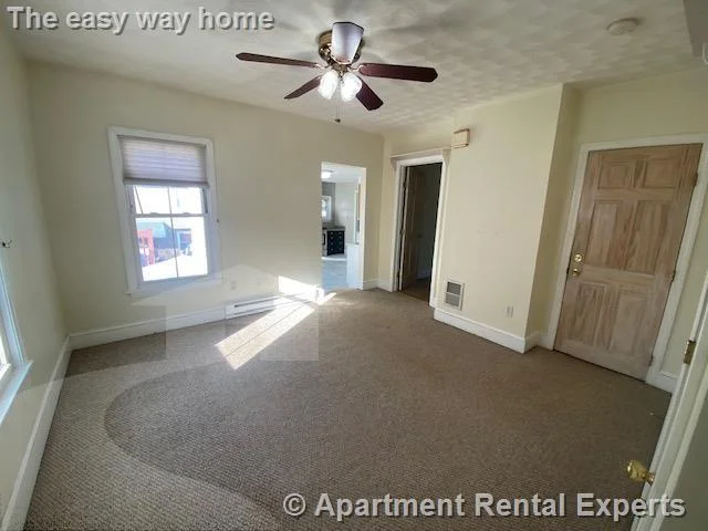 2 bed, 1 bath apartment for rent at 16 Waverly St Unit 2, Everett — photo 13 of 15