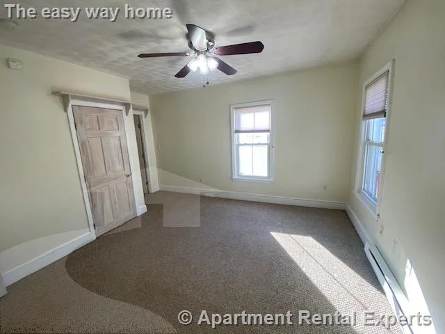 2 bed, 1 bath apartment for rent at 16 Waverly St Unit 2, Everett — photo 8 of 15