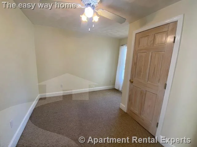 2 bed, 1 bath apartment for rent at 16 Waverly St Unit 2, Everett — photo 5 of 15