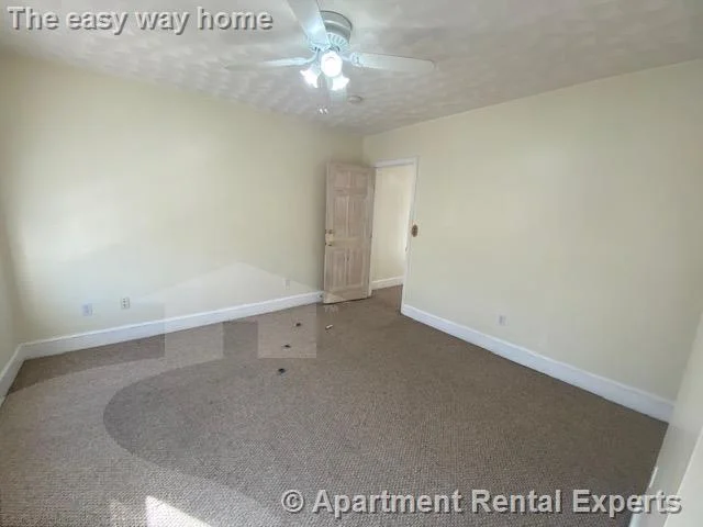 2 bed, 1 bath apartment for rent at 16 Waverly St Unit 2, Everett — photo 12 of 15
