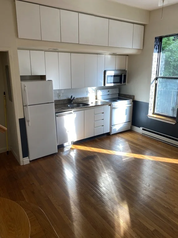 1 bed, 1 bath apartment for rent at 16 Wellington St Unit 4, South End — photo 3 of 19
