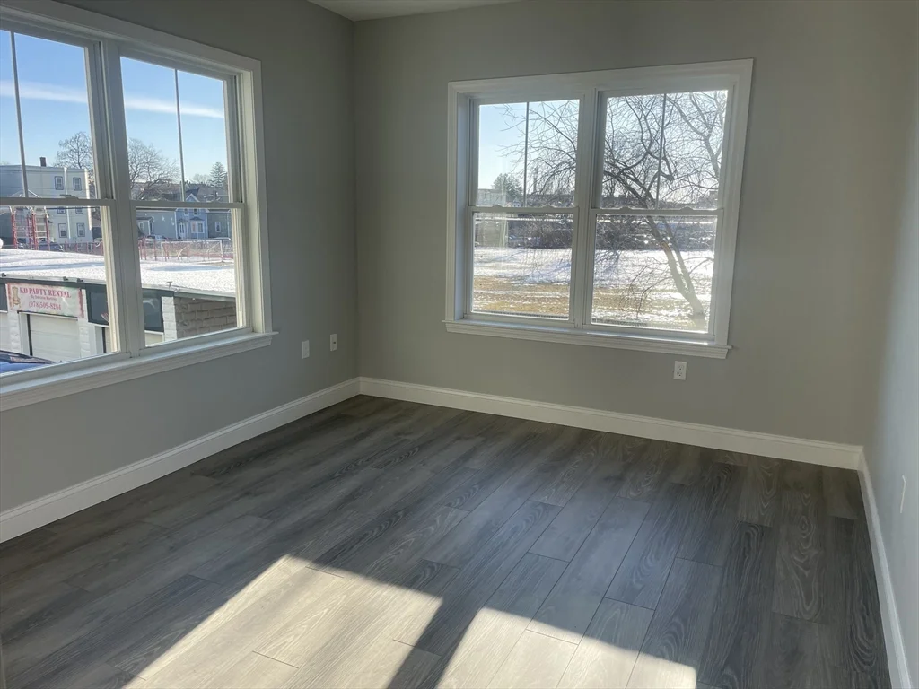 3 bed, 1 bath apartment for rent at 16 Wendell St Unit 6, Lawrence — photo 5 of 12