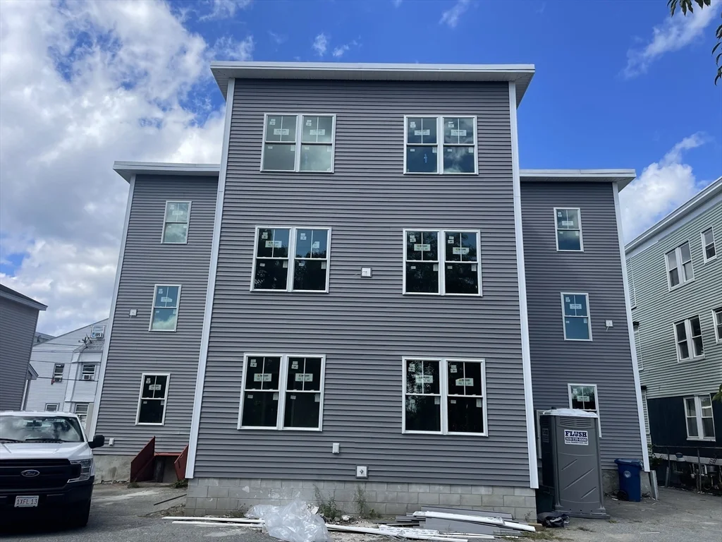 3 bed, 1 bath apartment for rent at 16 Wendell St Unit 6, Lawrence — photo 12 of 12