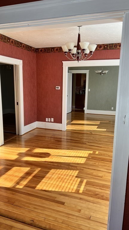 3 bed, 1 bath apartment for rent at 16 Wentworth Unit 1, Worcester — photo 3 of 9