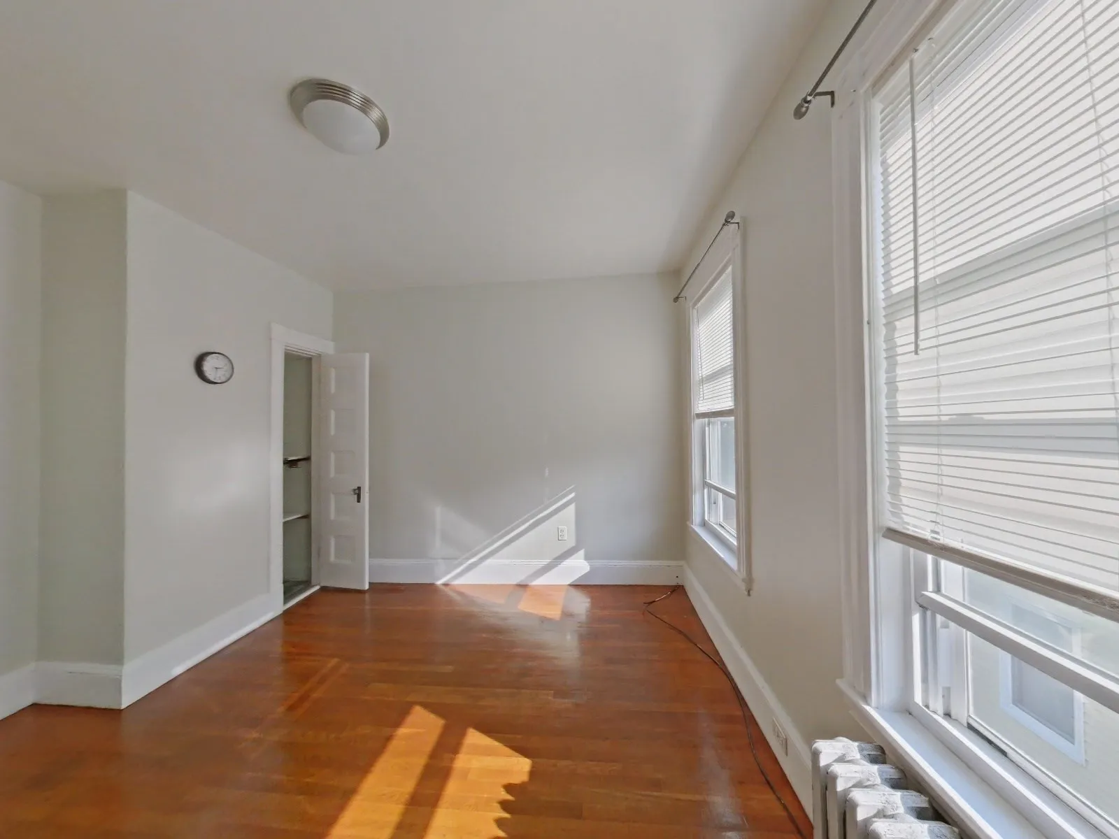 2 bed, 1 bath apartment for rent at 16 West Squantum St Unit 2, Quincy — photo 11 of 14
