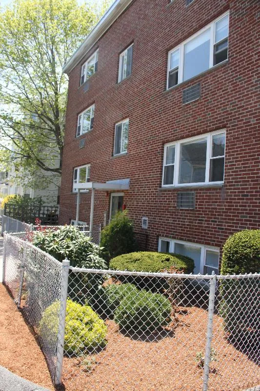 2 bed, 1 bath apartment for rent at 16 Westford St Unit 6, Allston — photo 12 of 17