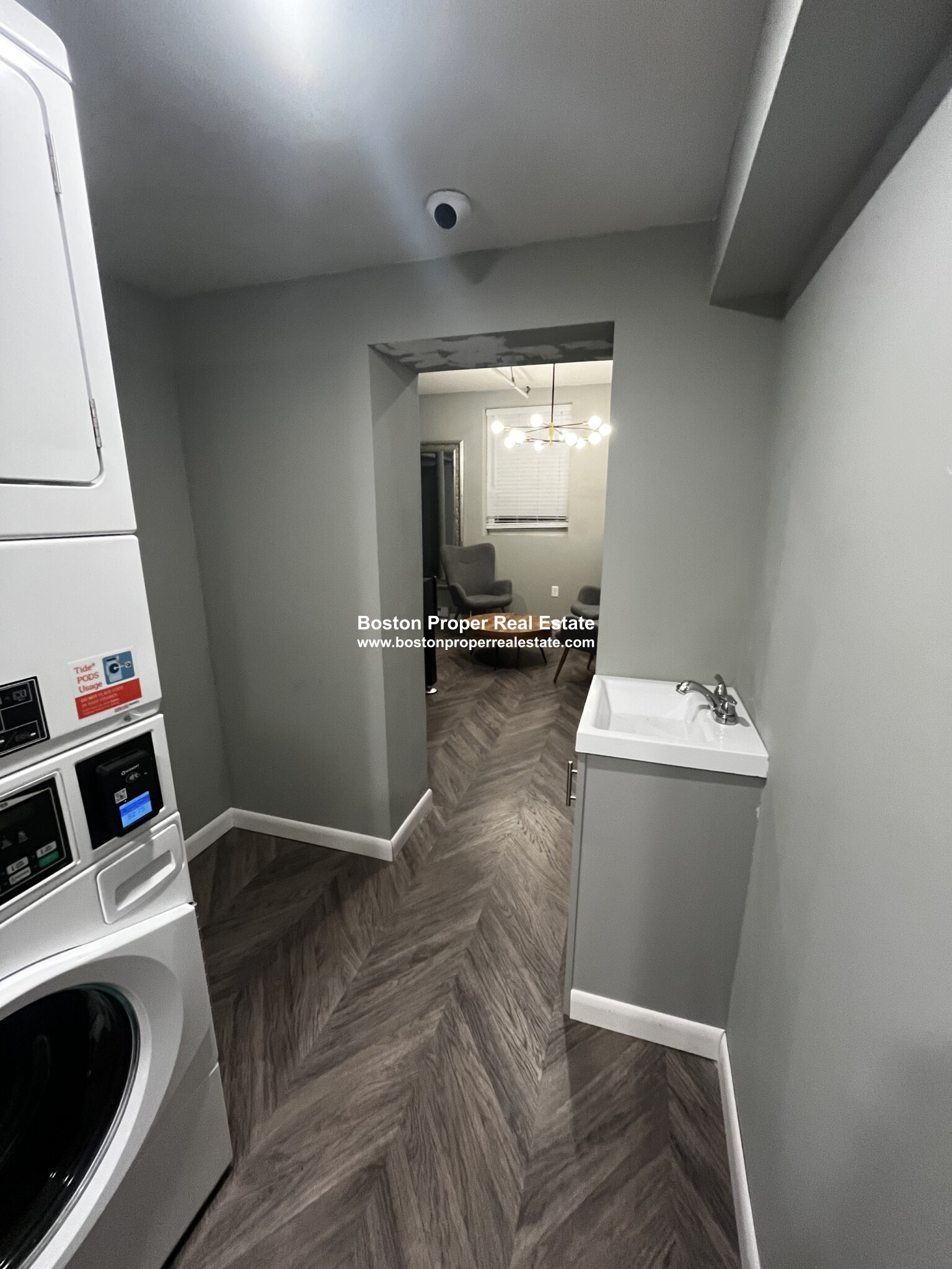 Studio bed, 1 bath apartment for rent at 16 Westland Ave Unit 102, Fenway — photo 15 of 17