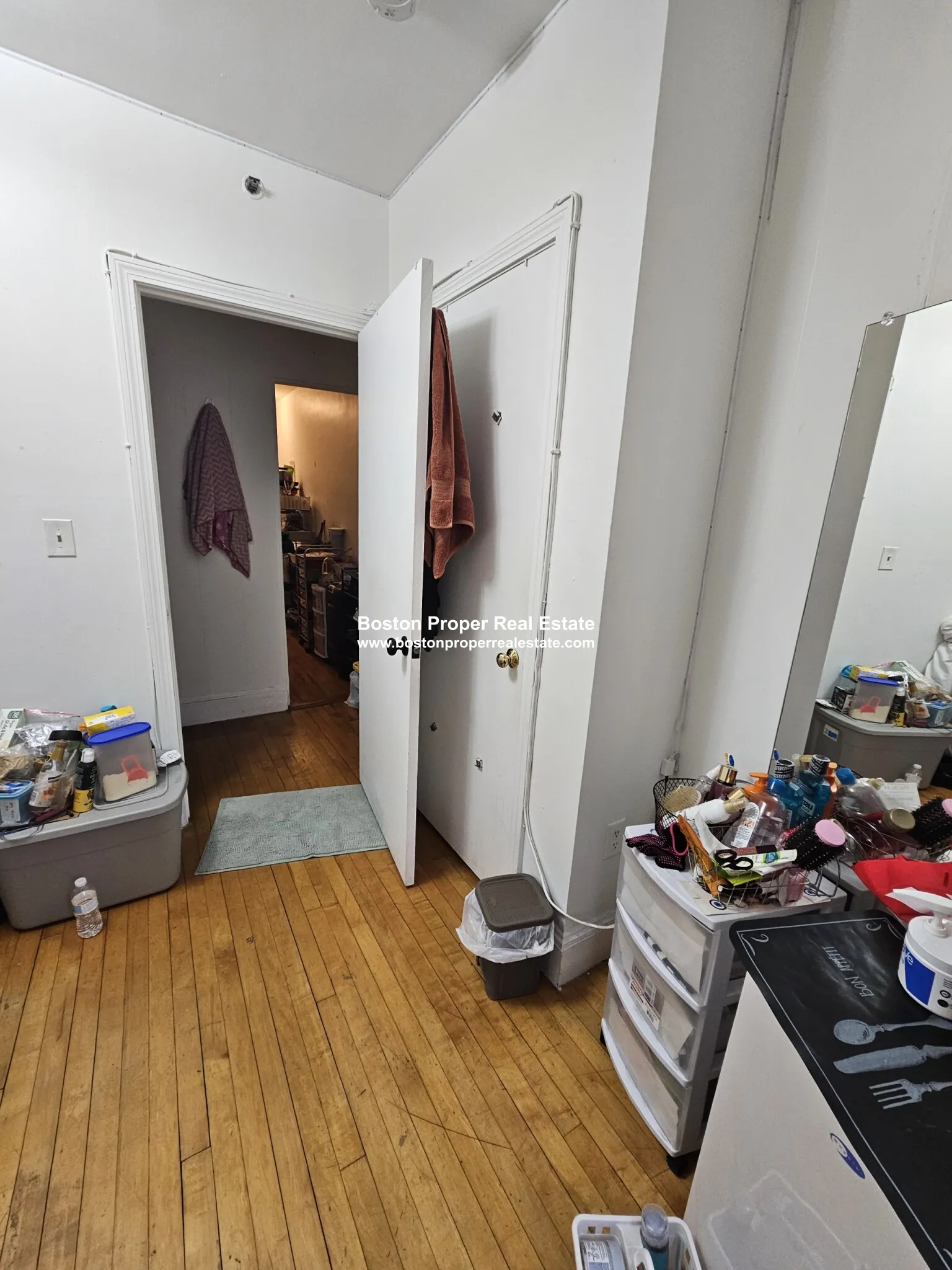 3 bed, 1 bath apartment for rent at 16 Westland Ave Unit 105, Fenway — photo 15 of 27