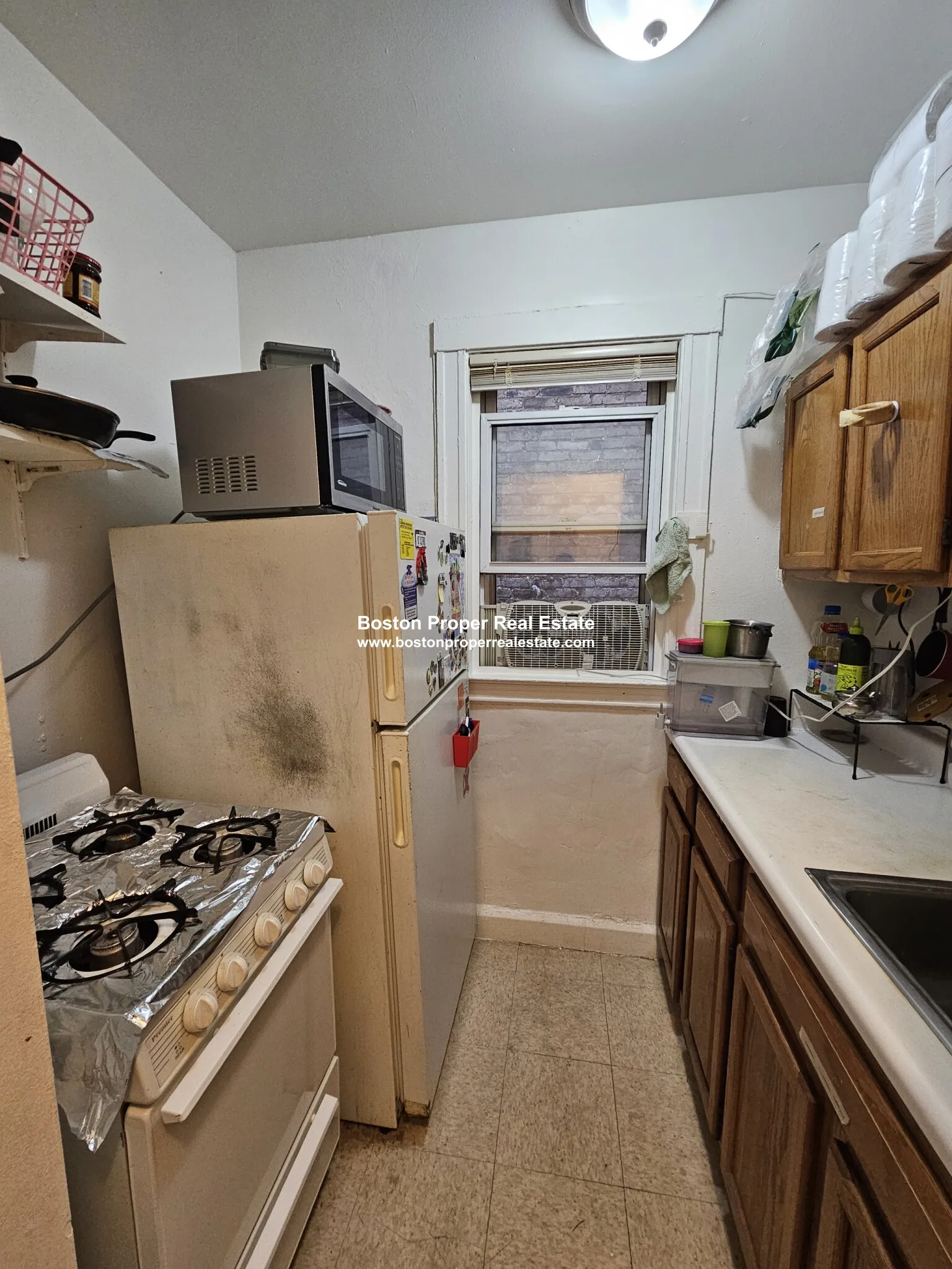 3 bed, 1 bath apartment for rent at 16 Westland Ave Unit 105, Fenway — photo 9 of 27